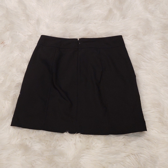 Express Black Lace Up Front Mini Skirt - Picture 2 of 5